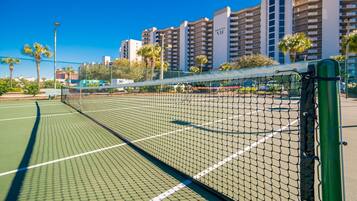 Condo, 2 Bedrooms | Sports court