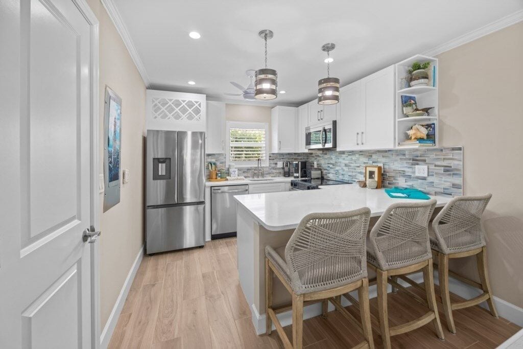 Condo, 2 Bedrooms | Private kitchen