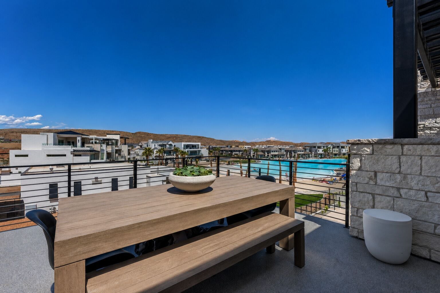 House, Multiple Bedrooms | Outdoor dining