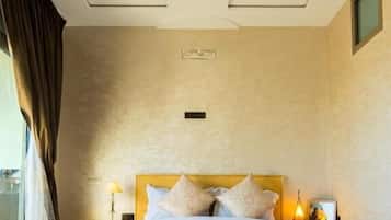 Doppia Deluxe, balcone, vista spiaggia | Wi-Fi gratuito