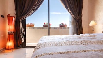 Doppia Deluxe, balcone, vista spiaggia | Wi-Fi gratuito