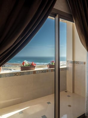 Deluxe Double Room, Balcony, Beach View | Interior - Sound of the Ocean - Musical Hostel (Aourir)