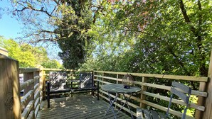 Outdoor dining - Beautiful Tiny House in Chimay (Chimay)