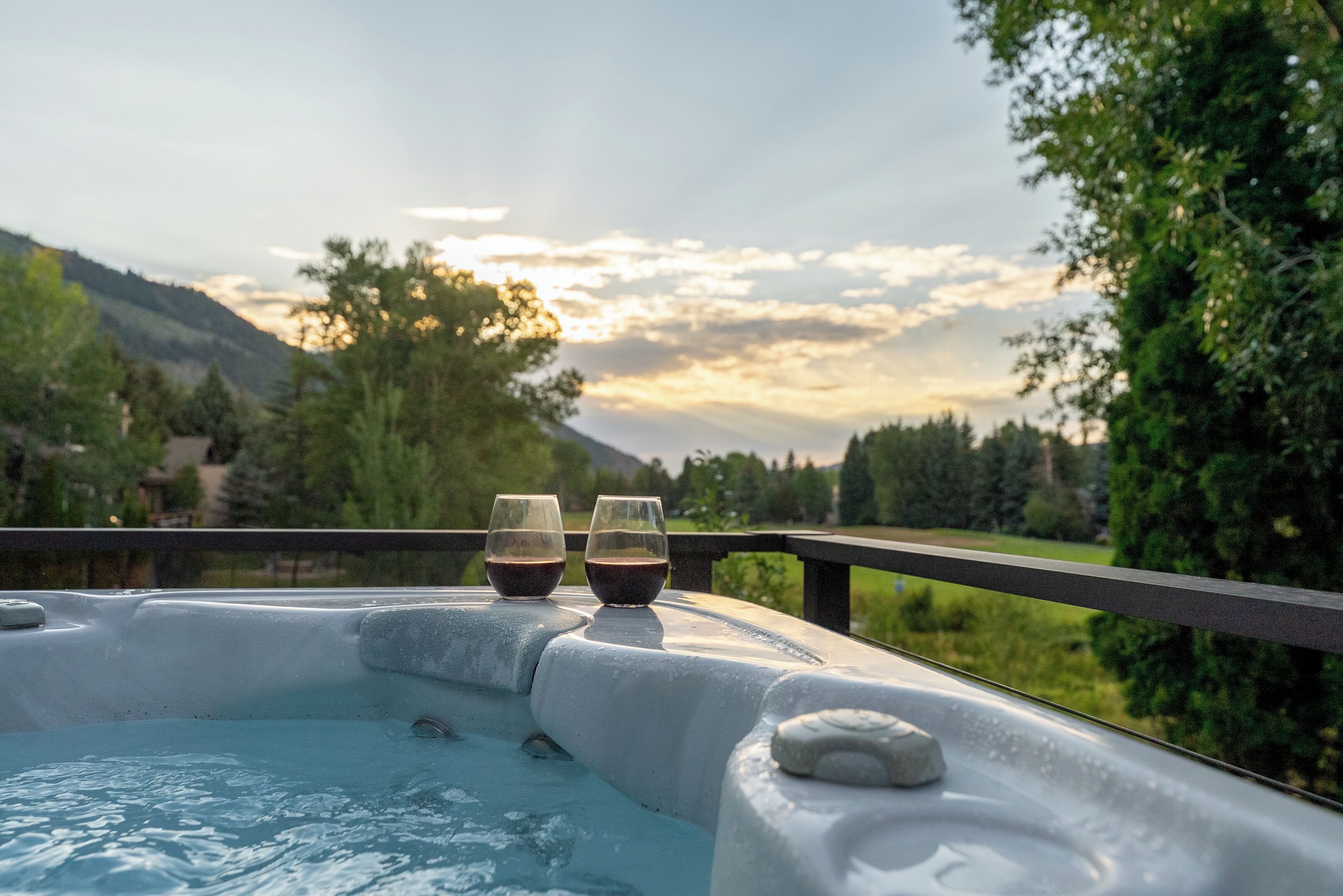 Bain à remous extérieur