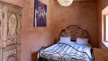Economy Double Room, Courtyard View | Iron/ironing board (on request), WiFi (free)
