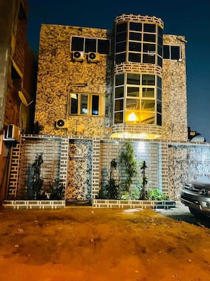 Fachada da propriedade