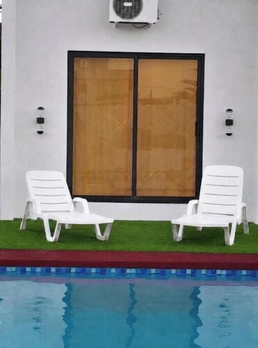 Your Comfortable Stay in Maputo Starts at The Sunrise Inn