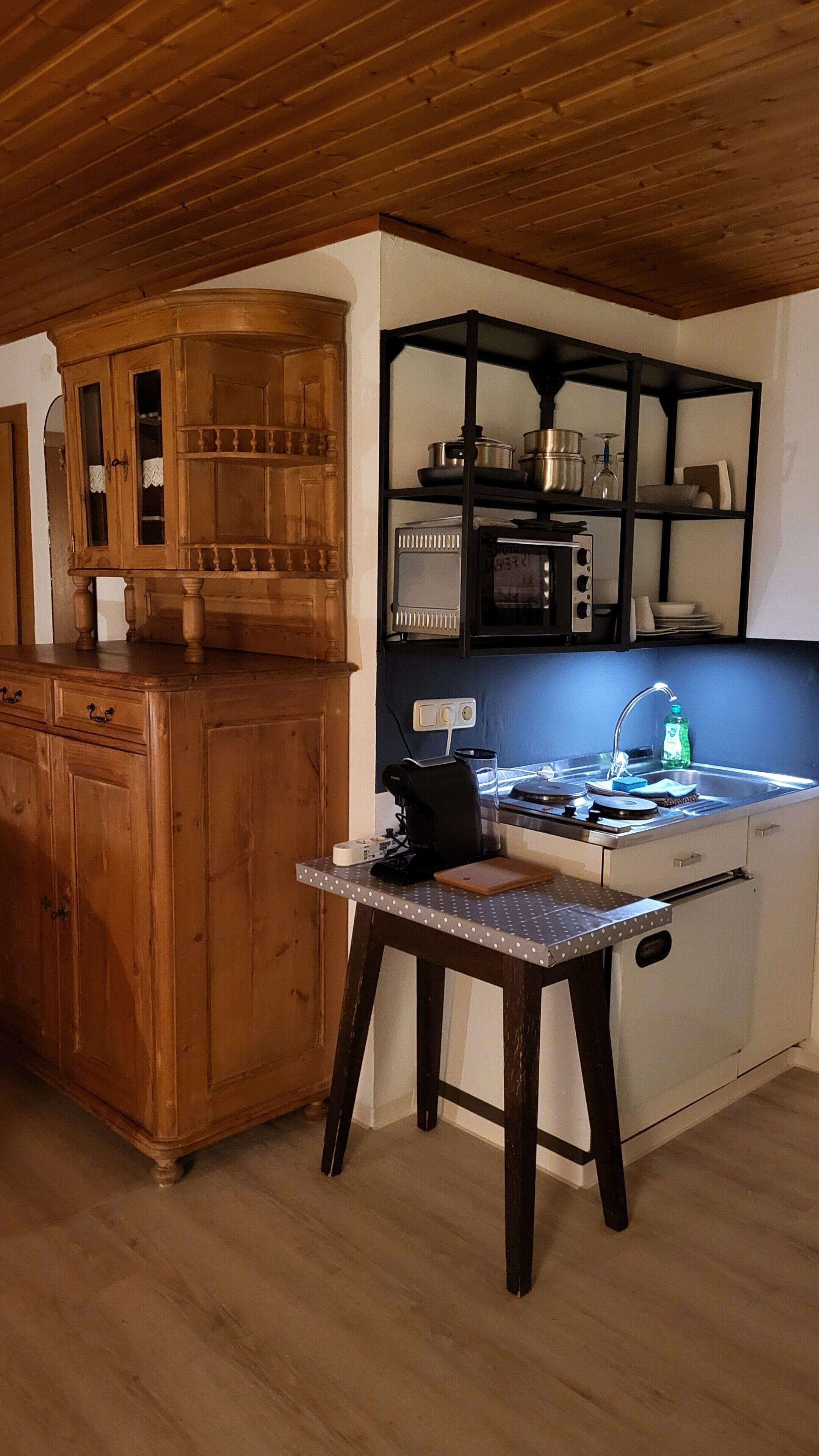 茶具/咖啡用具、冰箱、烤箱、炉灶