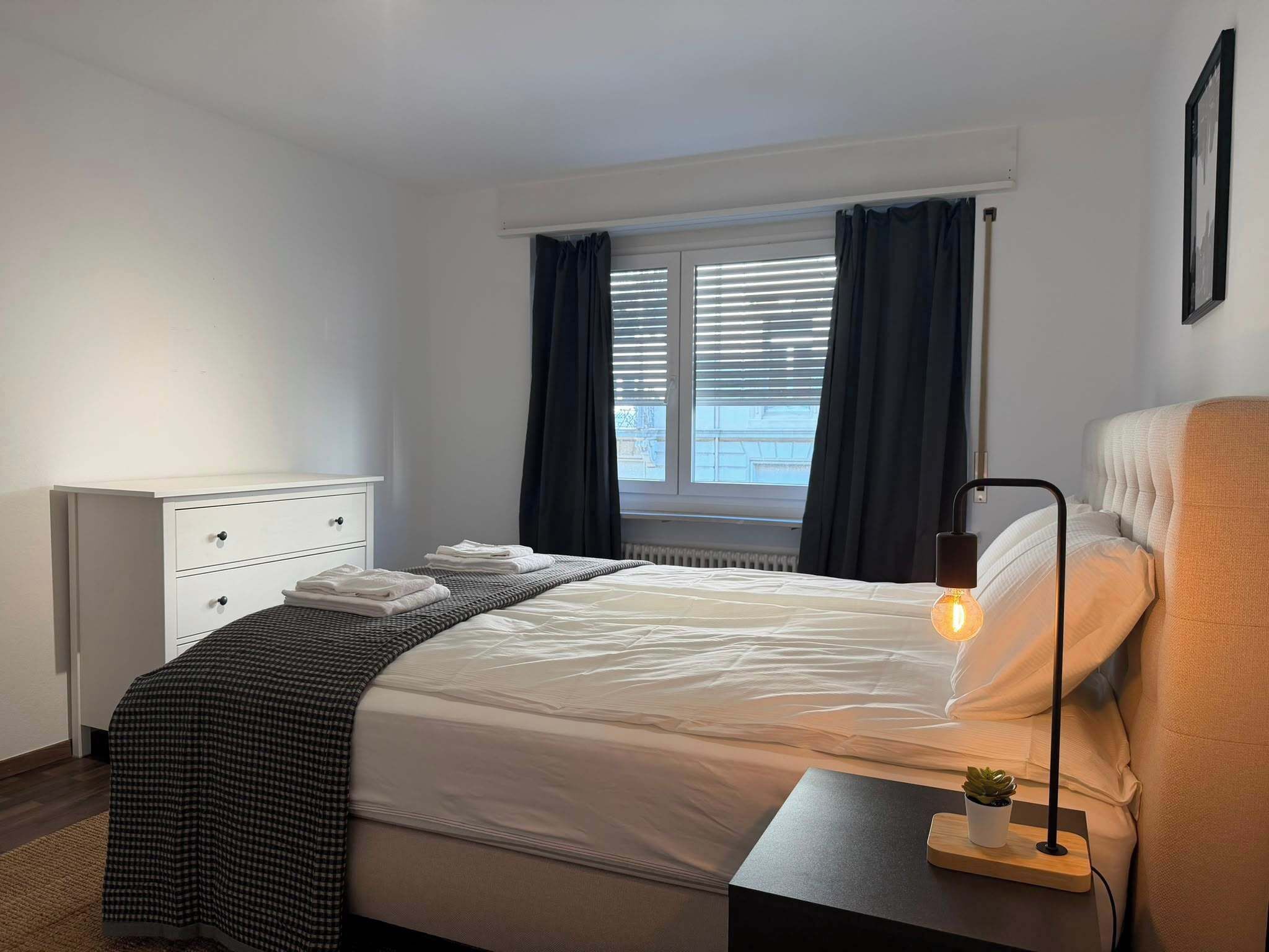 1 chambre, fer et planche à repasser, Wi-Fi, draps fournis