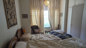 WiFi, bed sheets - Rashas flat (London)