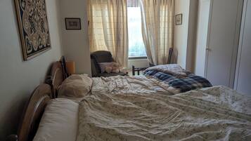 1 bedroom, WiFi, bed sheets