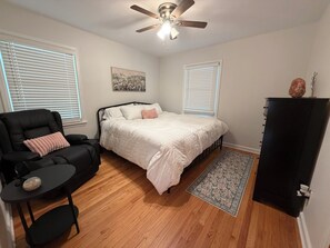Room - In the Heart of Hartland (Hartland)