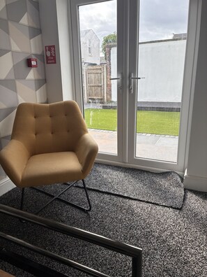 Interior - Springbank Apartments 3 Bed - Garden View (Southport)