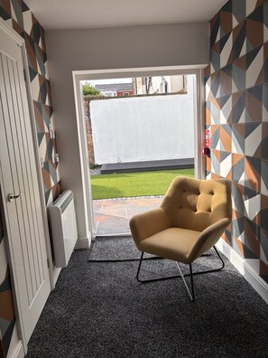 Interior - Springbank Apartments 3 Bed - Garden View (Southport)