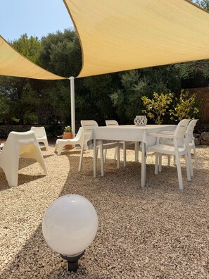 Outdoor dining - Vrbo Property (San vito lo capo)