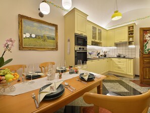 Dining - Nice apartment for 4 people with WIFI and TV (Prague)