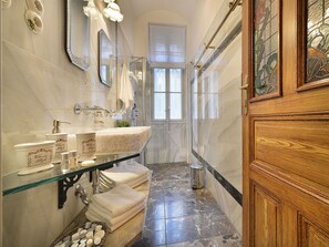 Bathroom - Nice apartment for 4 people with WIFI and TV (Prague)