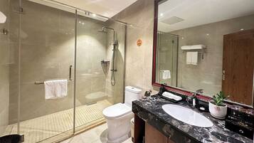 Standard Double Room | Bathroom