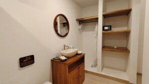 Standard Double Room | Bathroom - Pondok Saren Agung Nusa Dua (Nusa Dua)