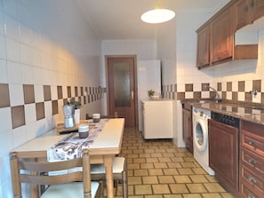 Coffee/tea maker, fridge, microwave, oven - Mariola 3804 Apartment (Santoña)
