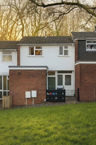 Comfortable Two-Bedroom Home in St. Dials, Cwmbran