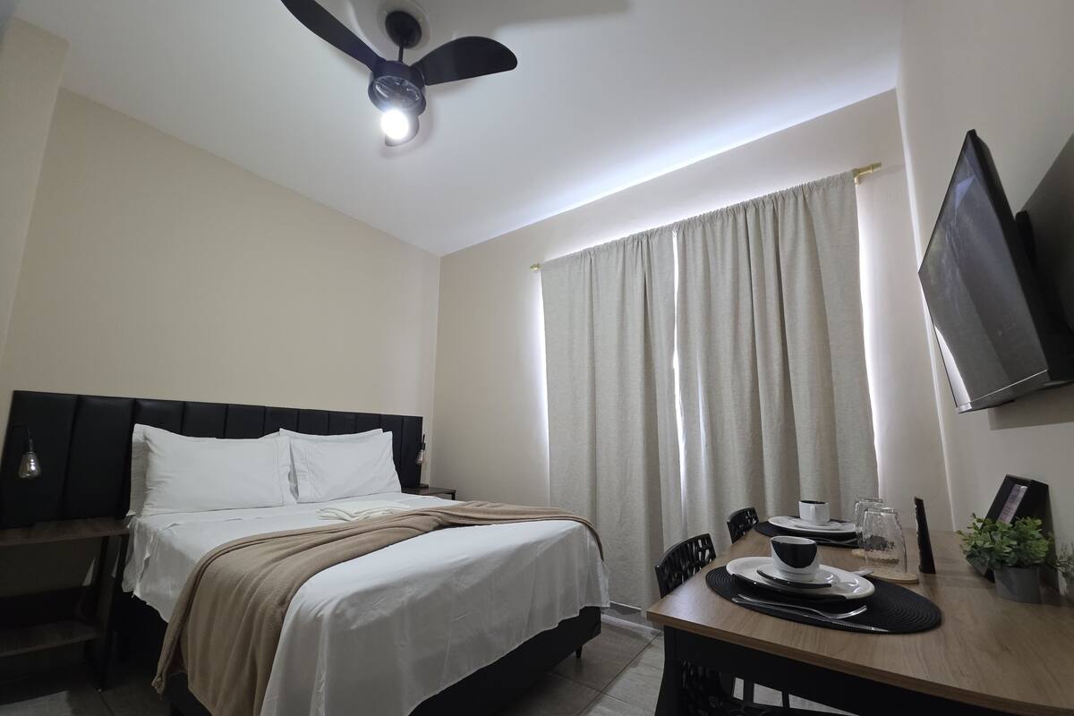 Classic Double Room | Desk, blackout drapes, iron/ironing board (on request), WiFi (free)