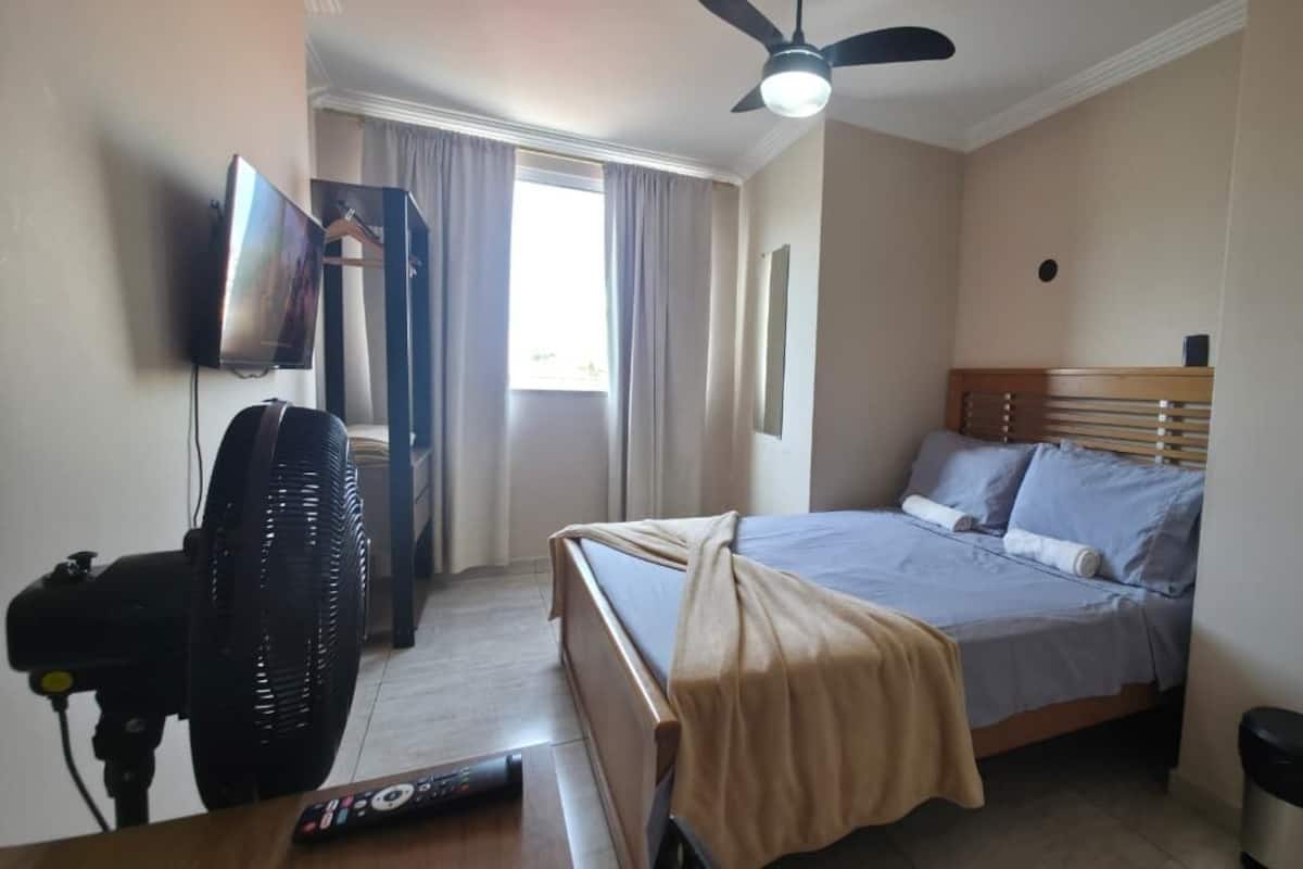 Classic Double Room | Desk, blackout drapes, iron/ironing board (on request), WiFi (free)