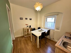 Dining - City Apartment Near Schlossberg (Graz)