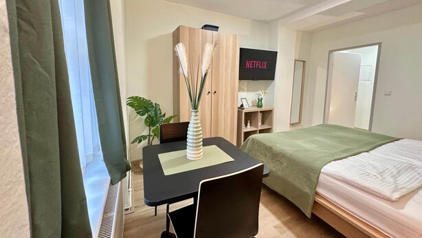 1 bedroom, WiFi - Compact Apartment on Lendplatz | Self-Check-In (Graz)