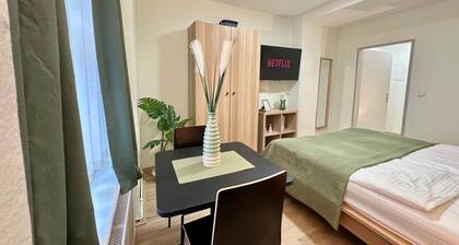 Compact Apartment on Lendplatz | Self-Check-In