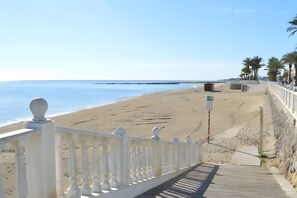 Beach - Apartment 'Infiniti' with Wi-Fi and Air Conditioning (Garrucha)