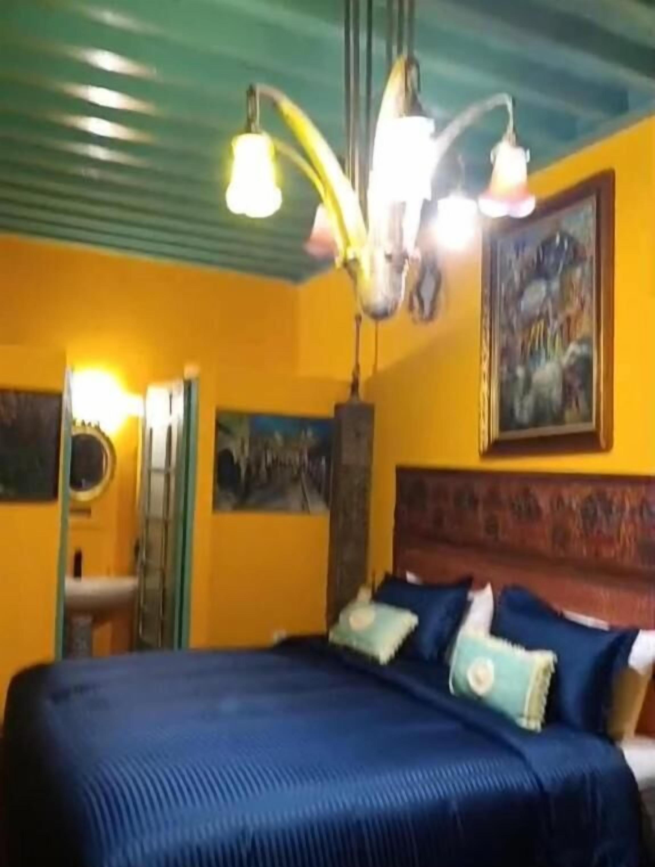 Superior Double Room, Garden View | In-room safe, soundproofing, iron/ironing board, WiFi (free)