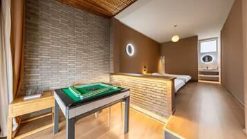 Comfort Double Room | WiFi (free), bed sheets