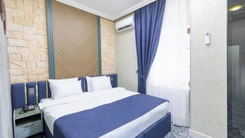 Camera Standard con letto matrimoniale o 2 letti singoli, vista città