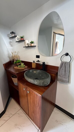 Bathroom - Zoe Dome • Luxury Mountain Glamping with Views & Movie Nights (Alto San Juan)