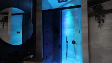 Doccia, asciugacapelli, bidet, asciugamani