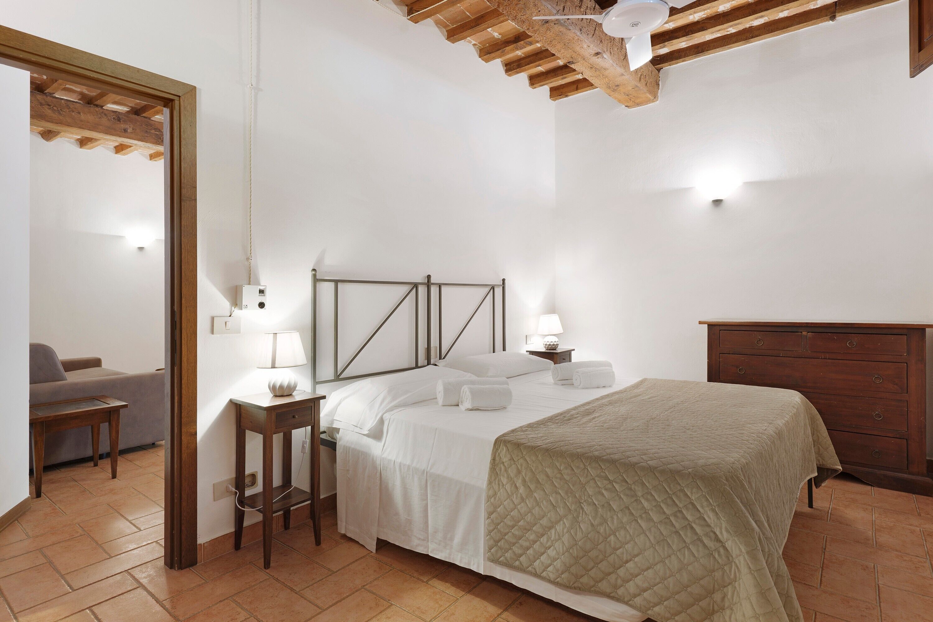 2 camere, ferro/asse da stiro, Wi-Fi, lenzuola