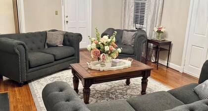Magnificent Morningside Manor