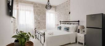 Azzuro di Paxos