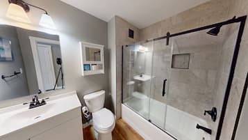 Douche, serviettes fournies
