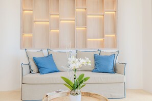 Living area - Antares Rooms and Suites (OLBIA)