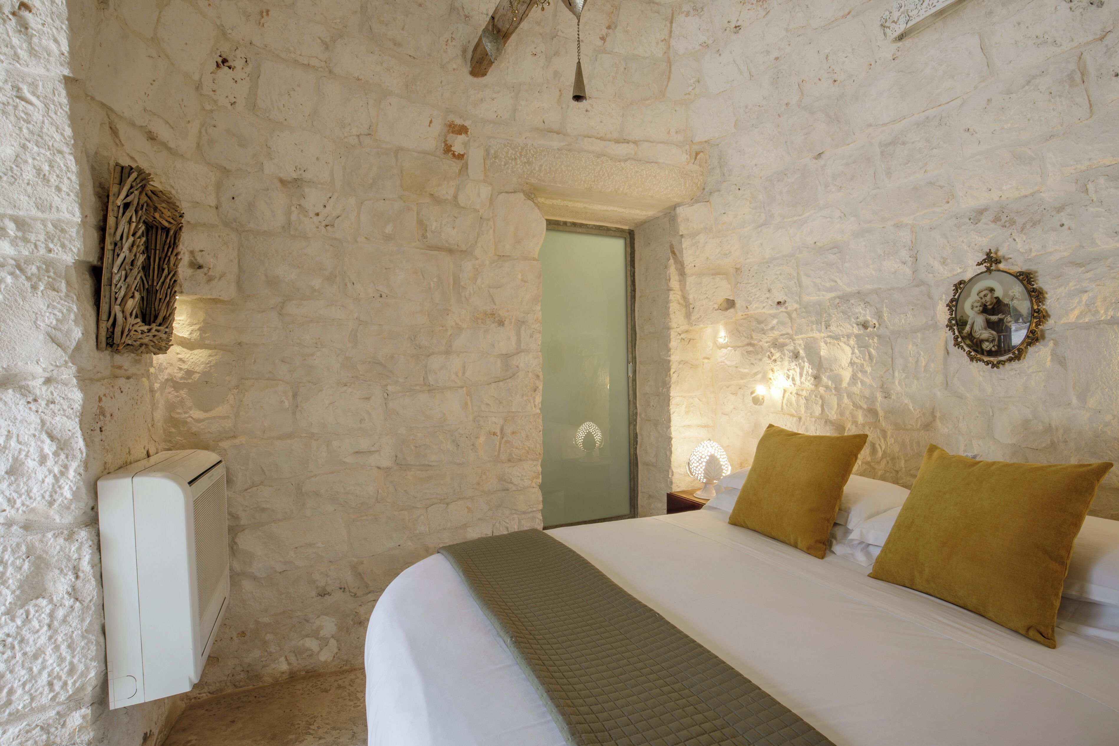 Coffres-forts dans les chambres, Wi-Fi gratuit, draps fournis