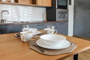 Macchina per tè/caffè, frigorifero, microonde, forno