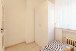 1 camera, ferro/asse da stiro, Wi-Fi, lenzuola
