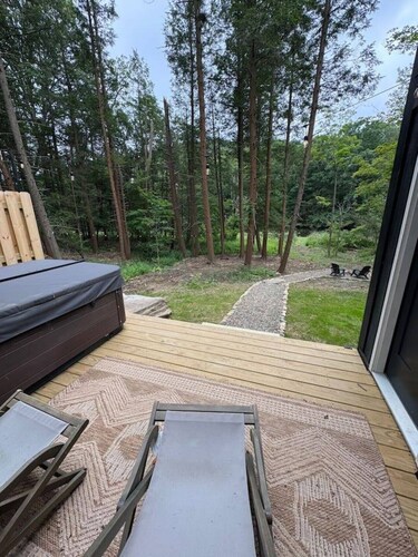 Romantic Riverside Getaway! Riverview Hot Tub!