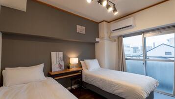 Room | WiFi (free)
