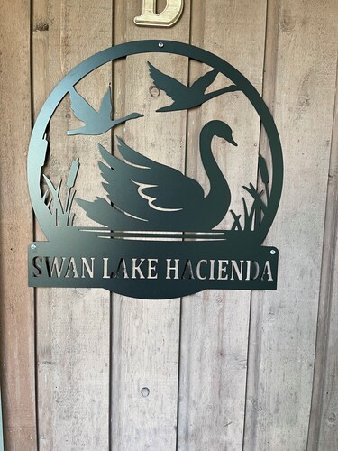 Swan Lake Hacienda. A 2-bedroom apartment in Sitka, your home away from home.