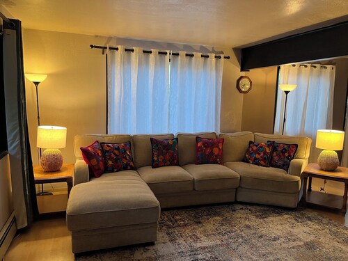 Swan Lake Hacienda. A 2-bedroom apartment in Sitka, your home away from home.