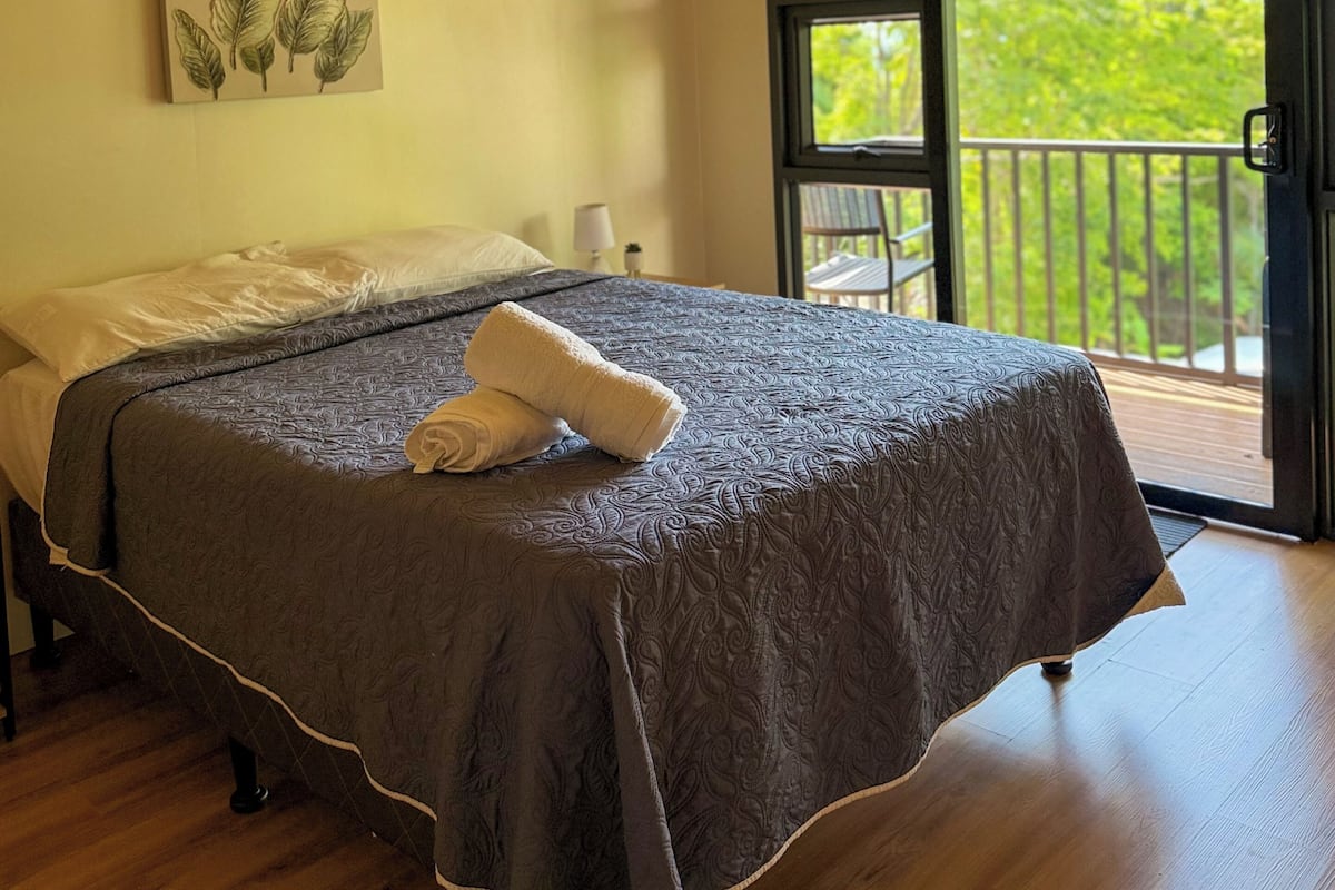 Family Cabin, Patio | WiFi (free)