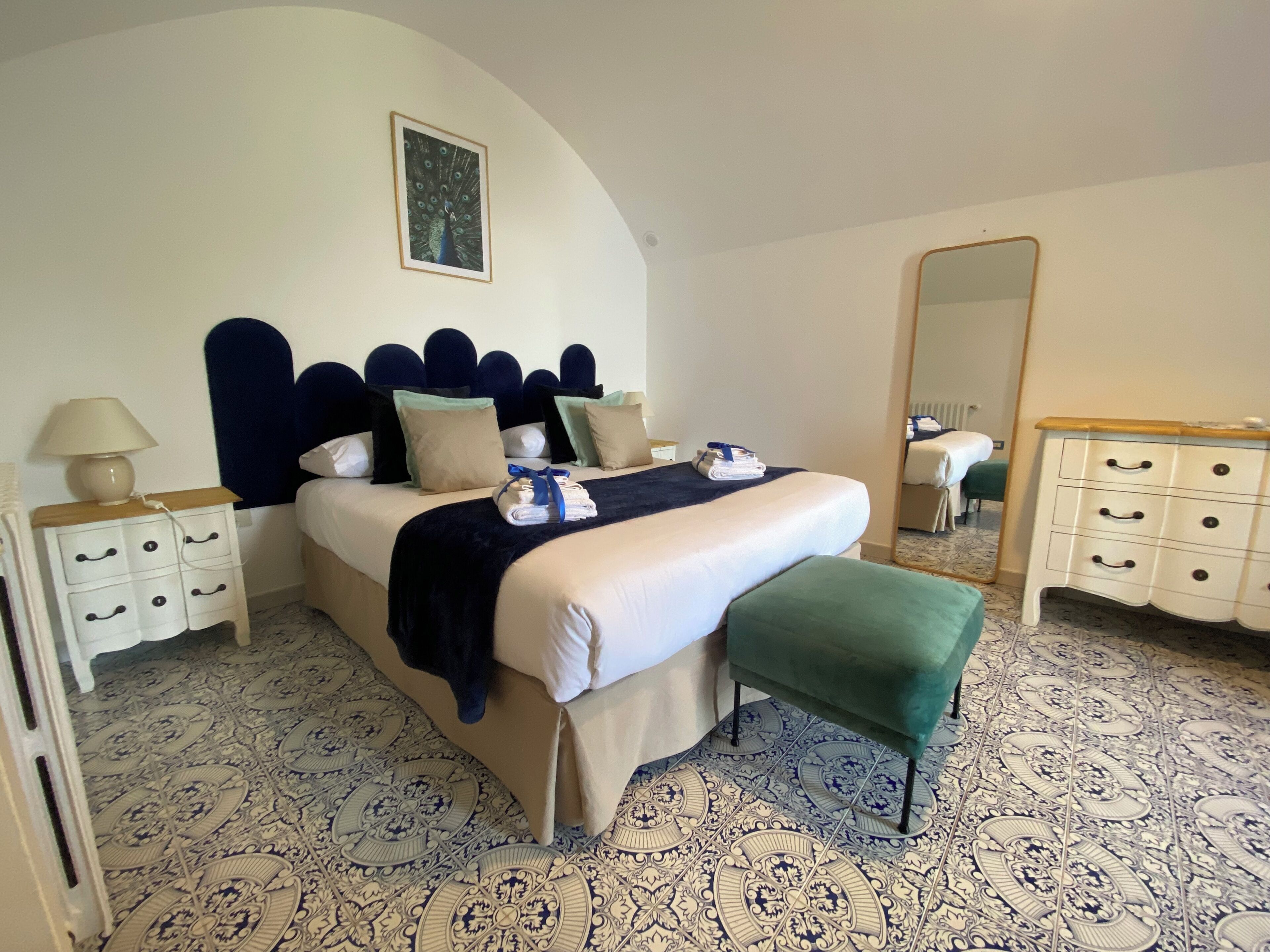 Appartamento Comfort, vista mare | Tende oscuranti, ferro/asse da stiro, Wi-Fi gratuito